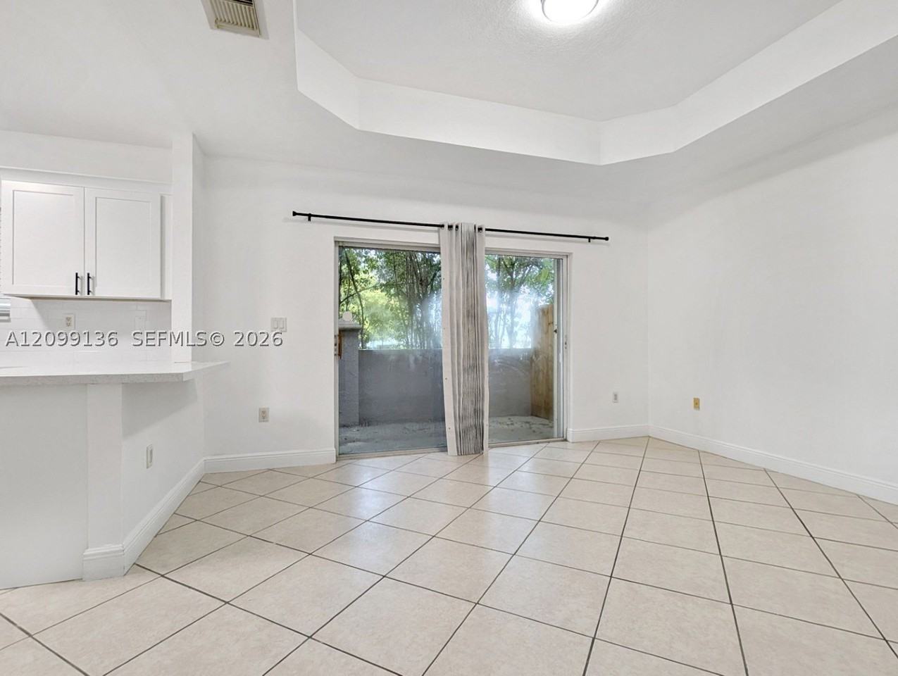 14618 Sw 38th St #2 - Photo 6 of 28
