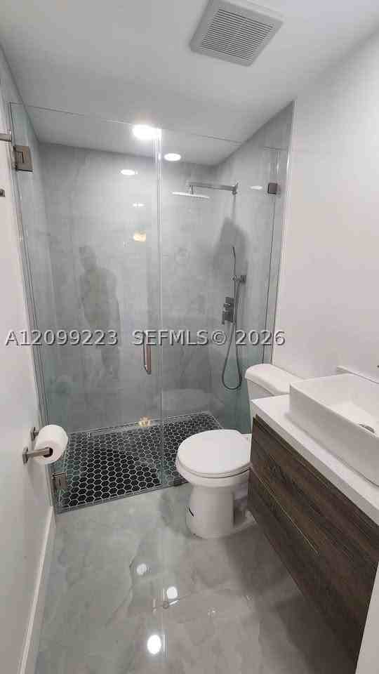 510 Nw 152nd St #1 - Photo 3 of 5