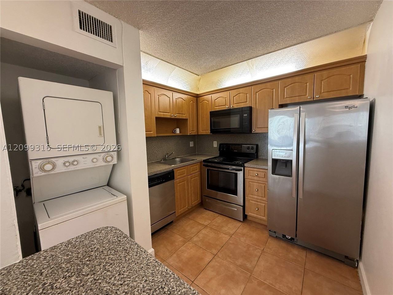 11120 Royal Palm Blvd #4-10 - Photo 4 of 23