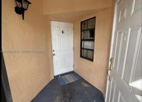 1190 Washington Cir #1190E - Photo 1 of 1