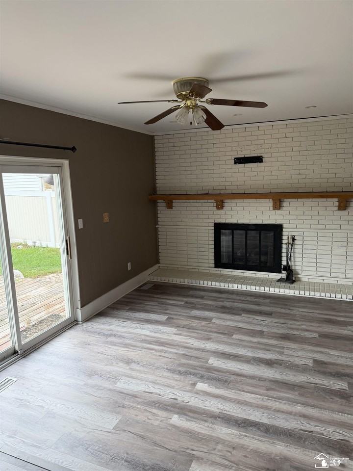 20437 Bourassa Ave - Photo 2 of 11