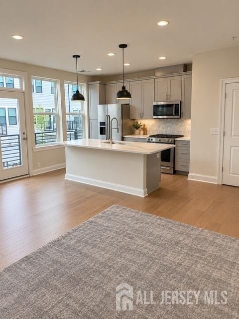 220 Lyla Ln - Photo 3 of 18