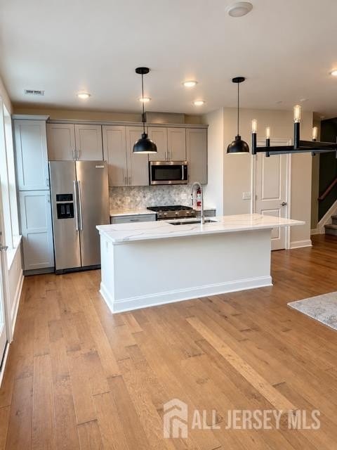 220 Lyla Ln - Photo 4 of 18