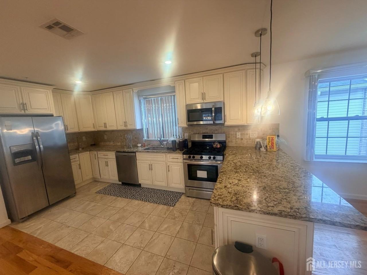 784 Bergen St #786 - Photo 2 of 13