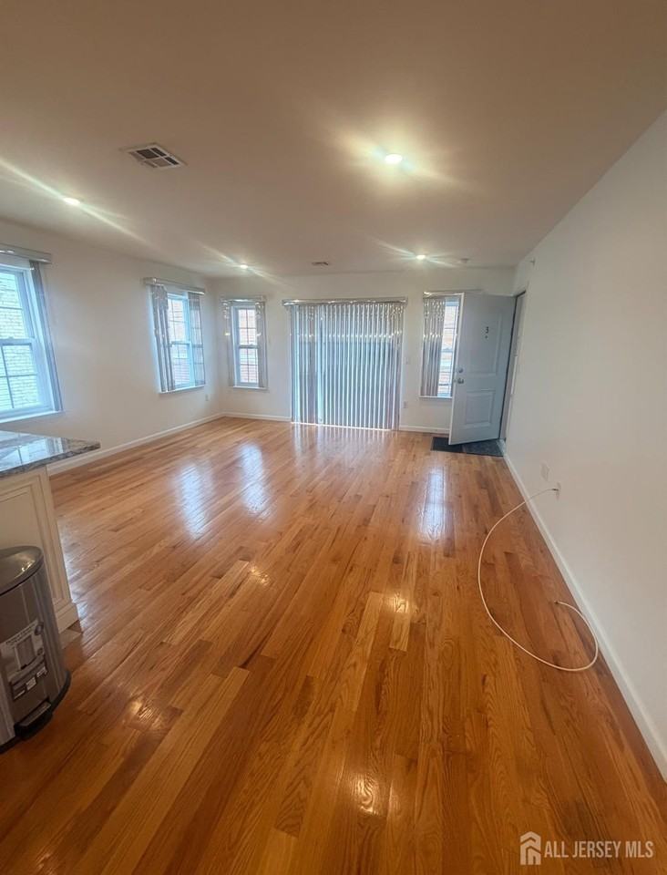 784 Bergen St #786 - Photo 3 of 13