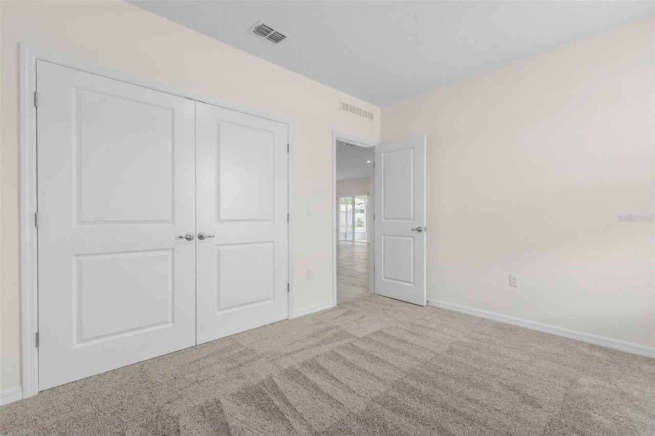 73 Forest Hill Dr - Photo 7 of 37
