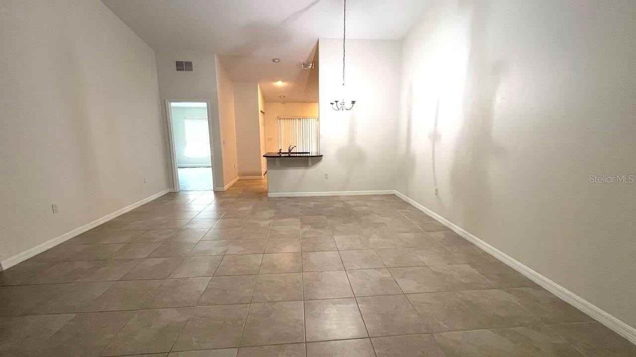 101 Rose Dr #A - Photo 3 of 7