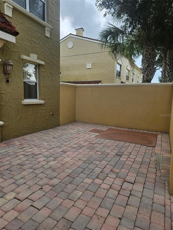 2646 Bella Vista Dr - Photo 4 of 24