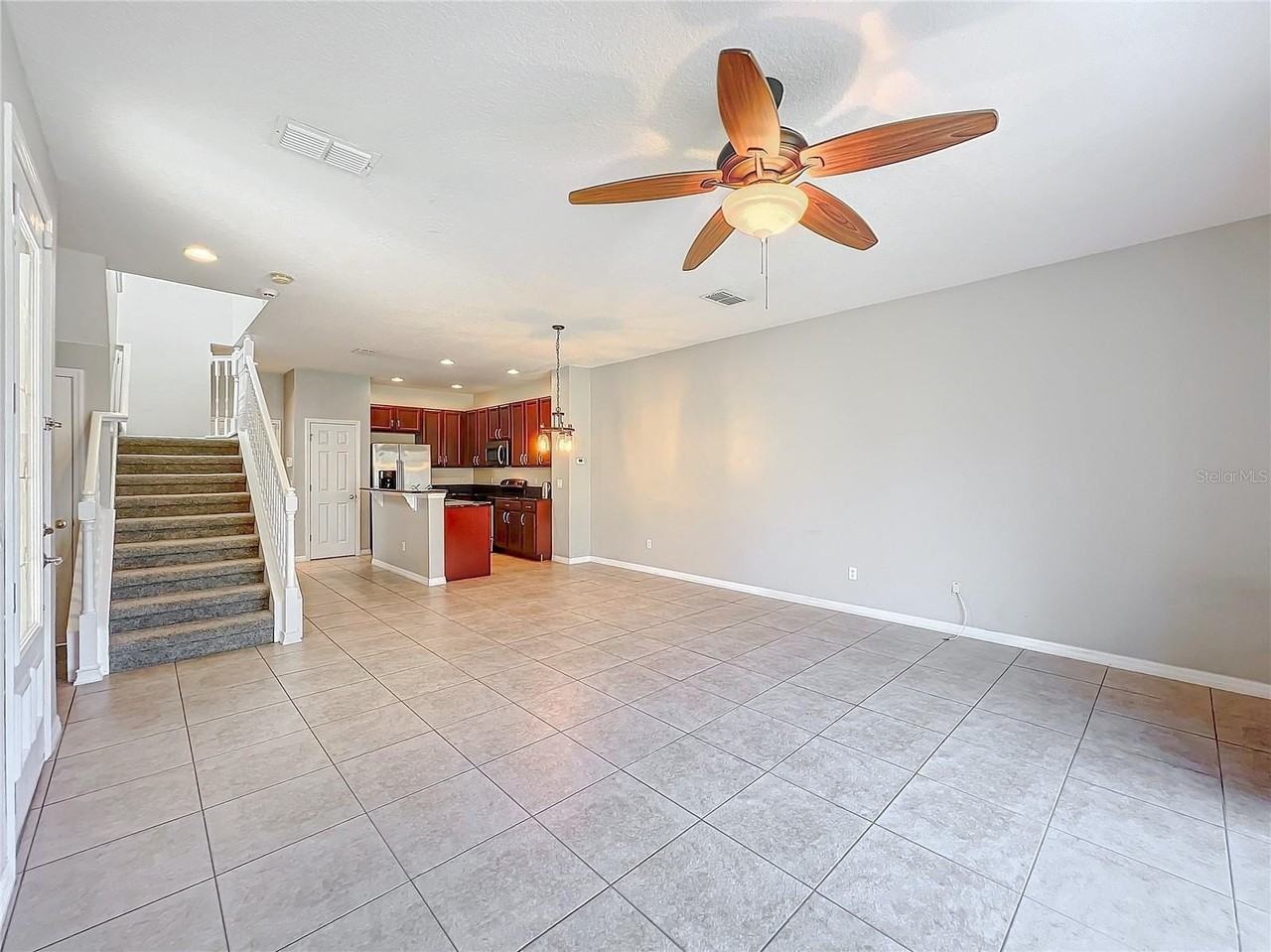 2821 Shady Willow Ln - Photo 7 of 34