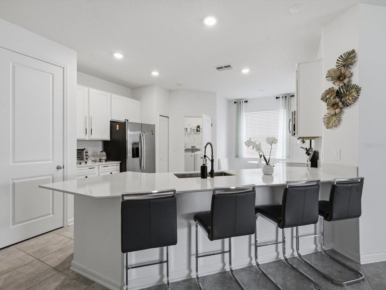 2039 Punch Bowl Ave - Photo 6 of 25