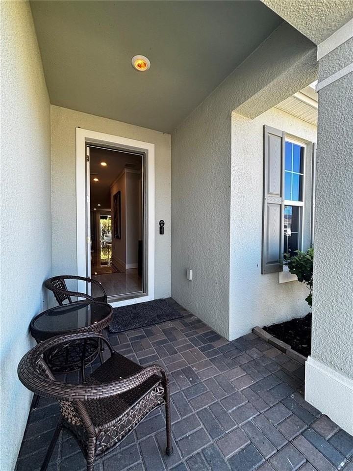 3227 Buoy Cir - Photo 3 of 32