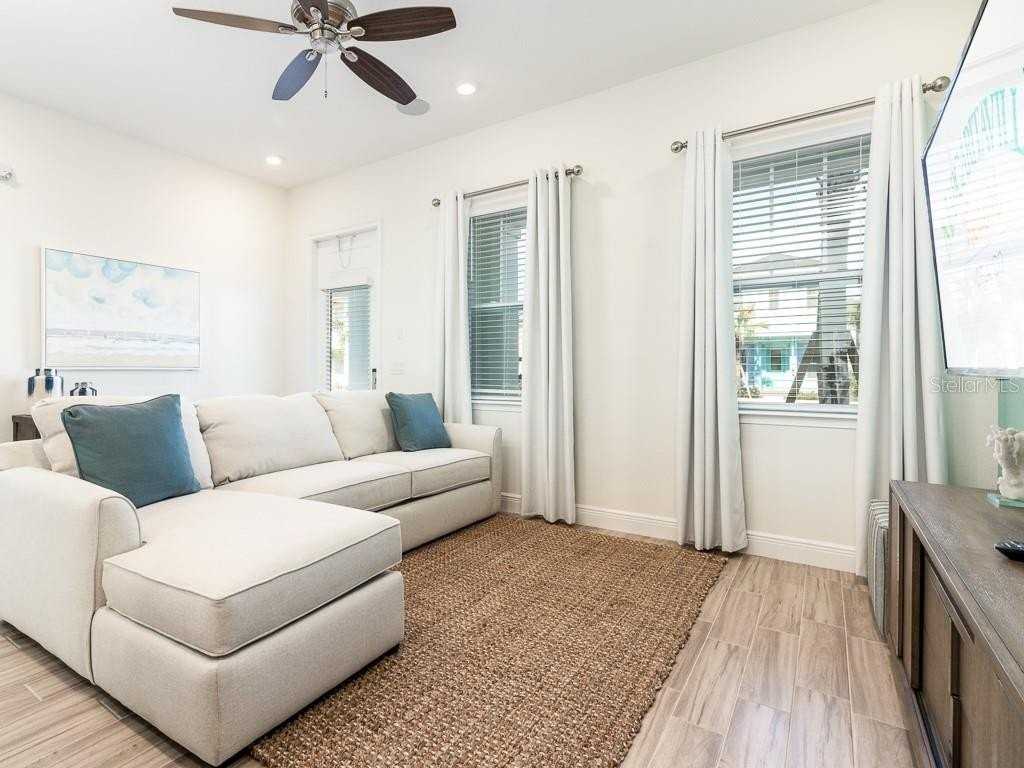 3016 Sea Plane Ln - Photo 2 of 50