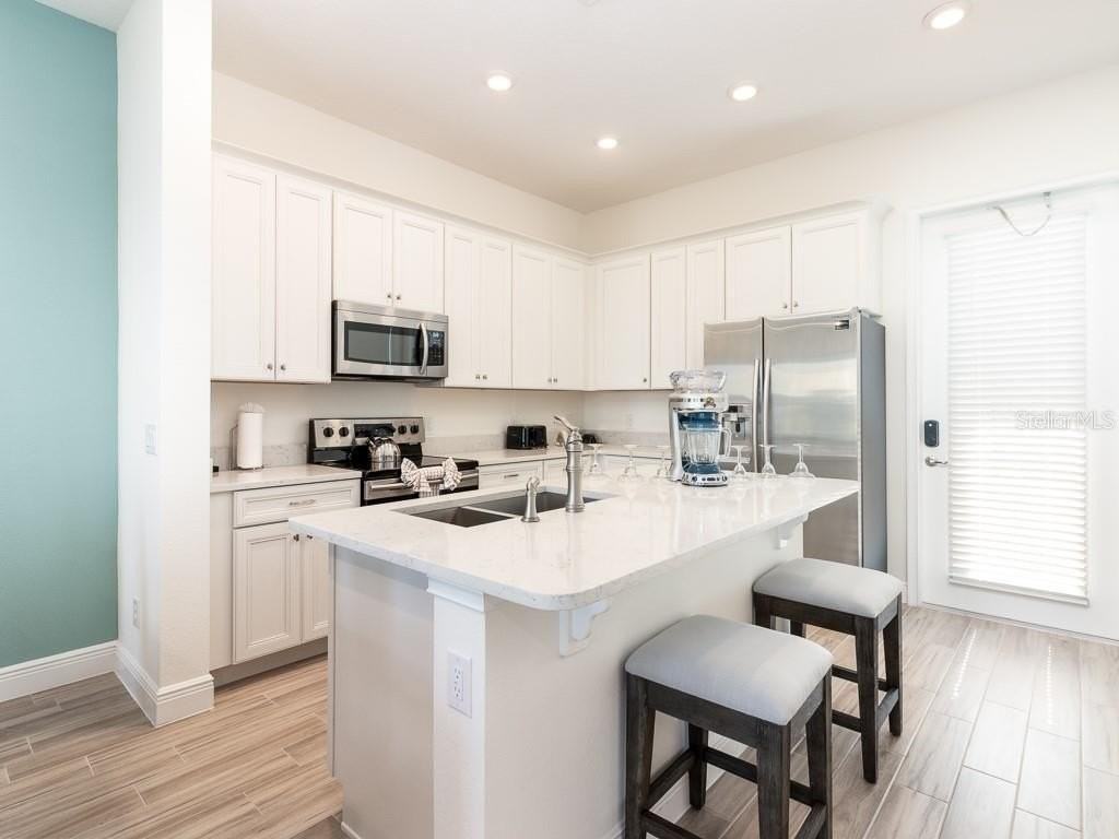 3016 Sea Plane Ln - Photo 6 of 50