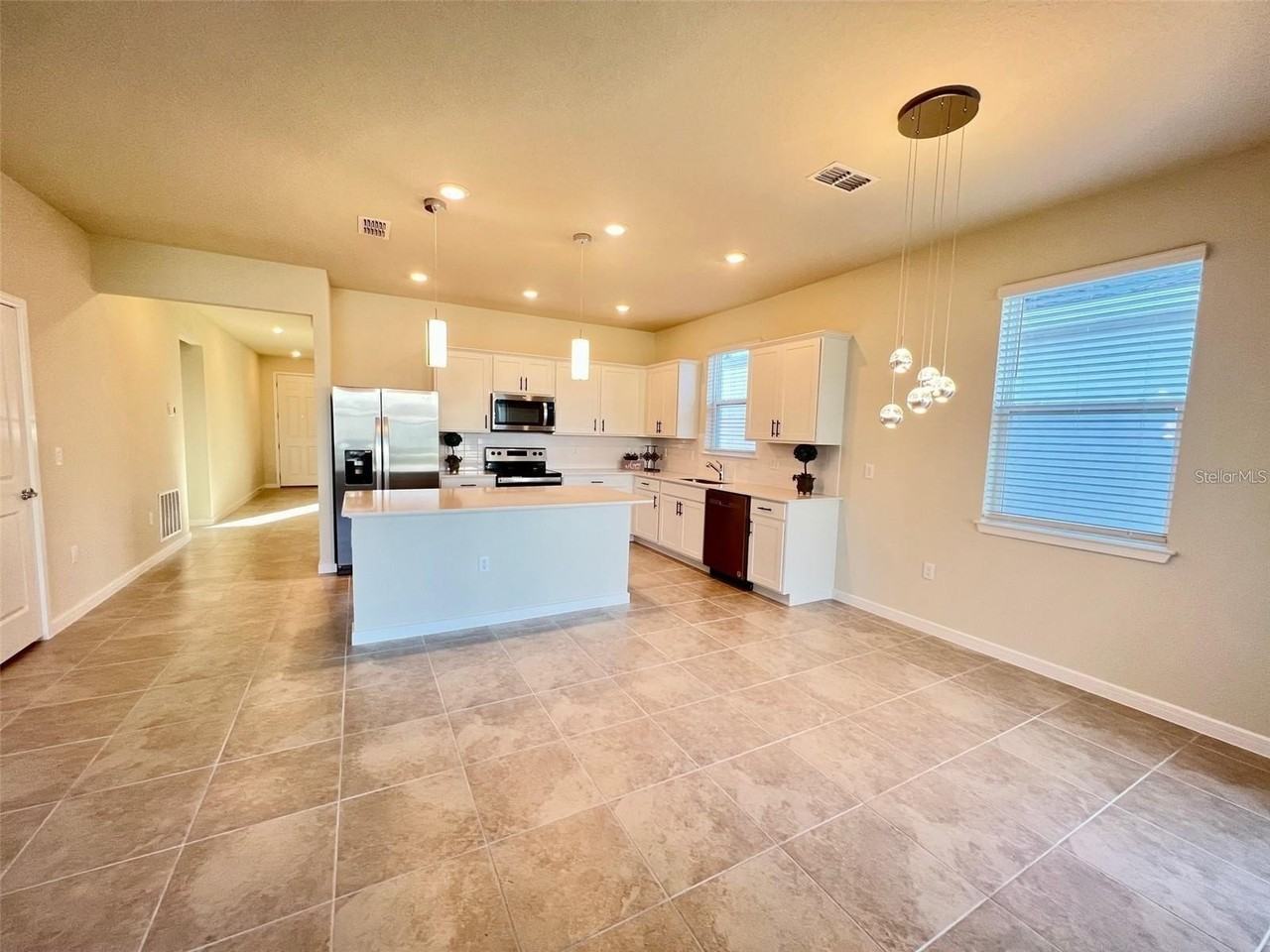 1430 Lone Wood Blvd - Photo 5 of 18