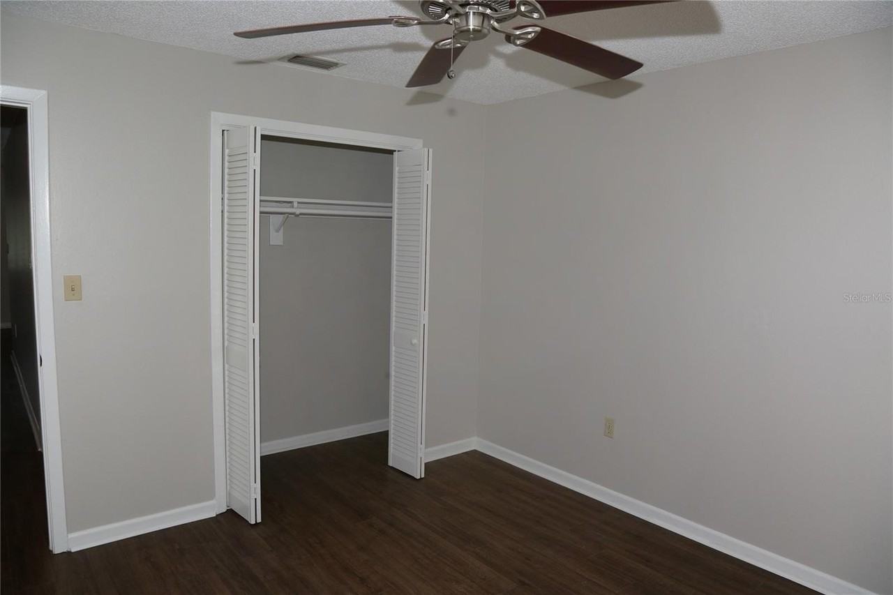 3200 Fairway Ln #5 - Photo 6 of 12