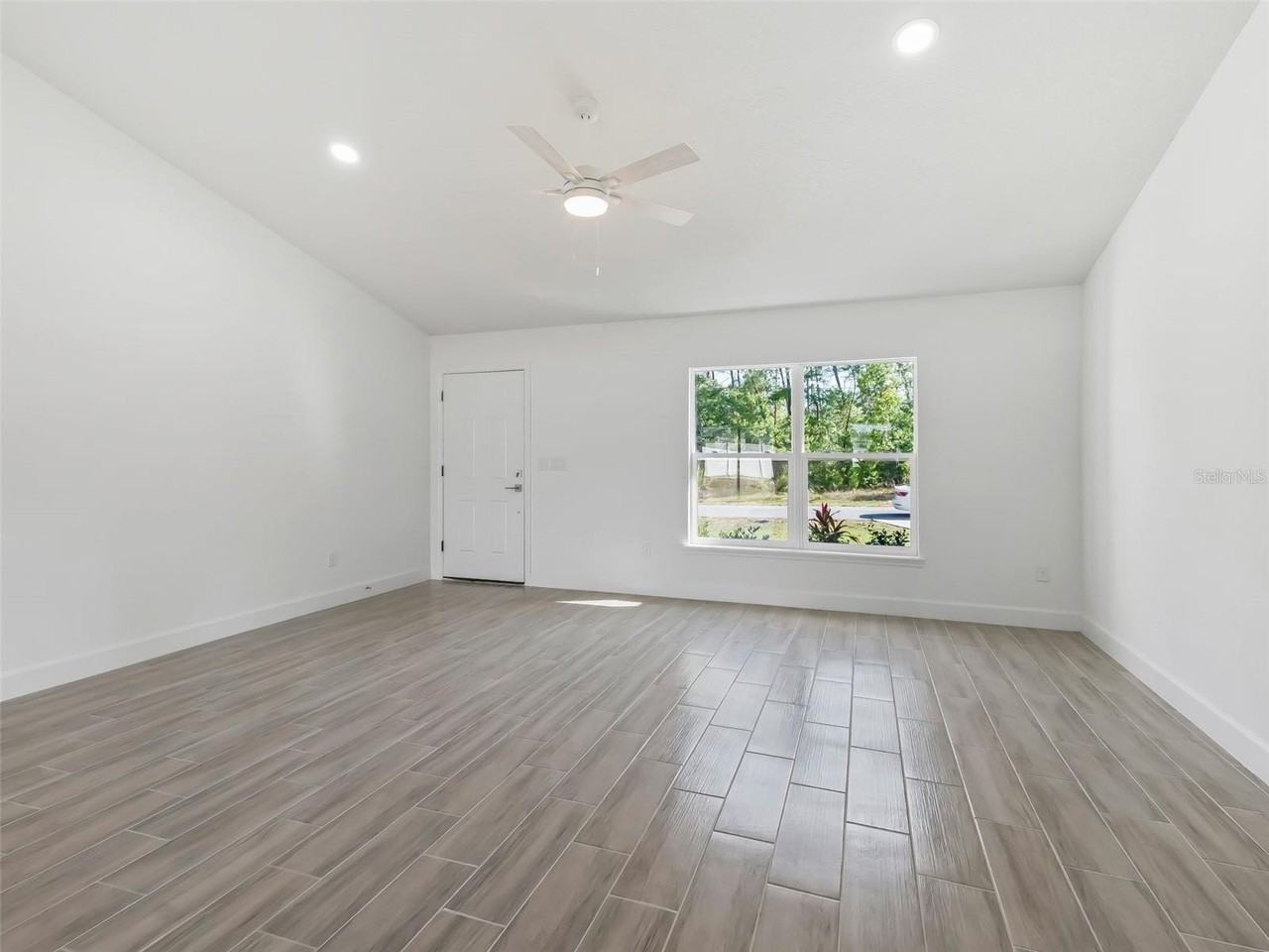 4994 Sw 166th Loop - Photo 6 of 40
