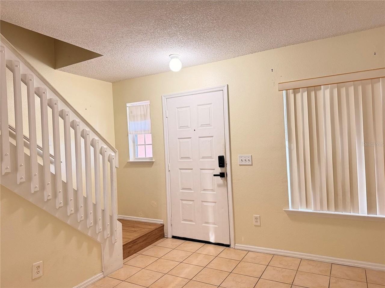 1510 Carey Glen Cir - Photo 4 of 14