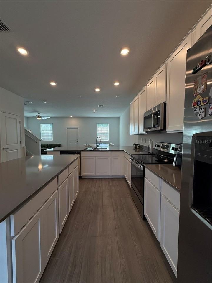15821 Water Spring Blvd - Photo 5 of 18