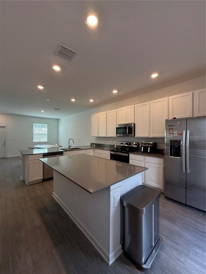15821 Water Spring Blvd - Photo 6 of 18