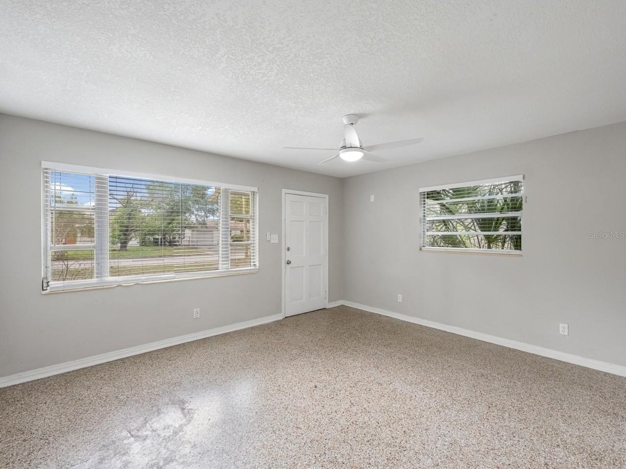 3301 W Louisiana Ave - Photo 4 of 26