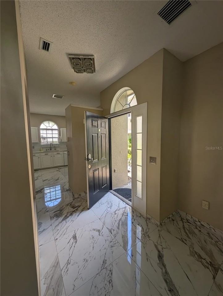 4321 Deermont Cir - Photo 7 of 50