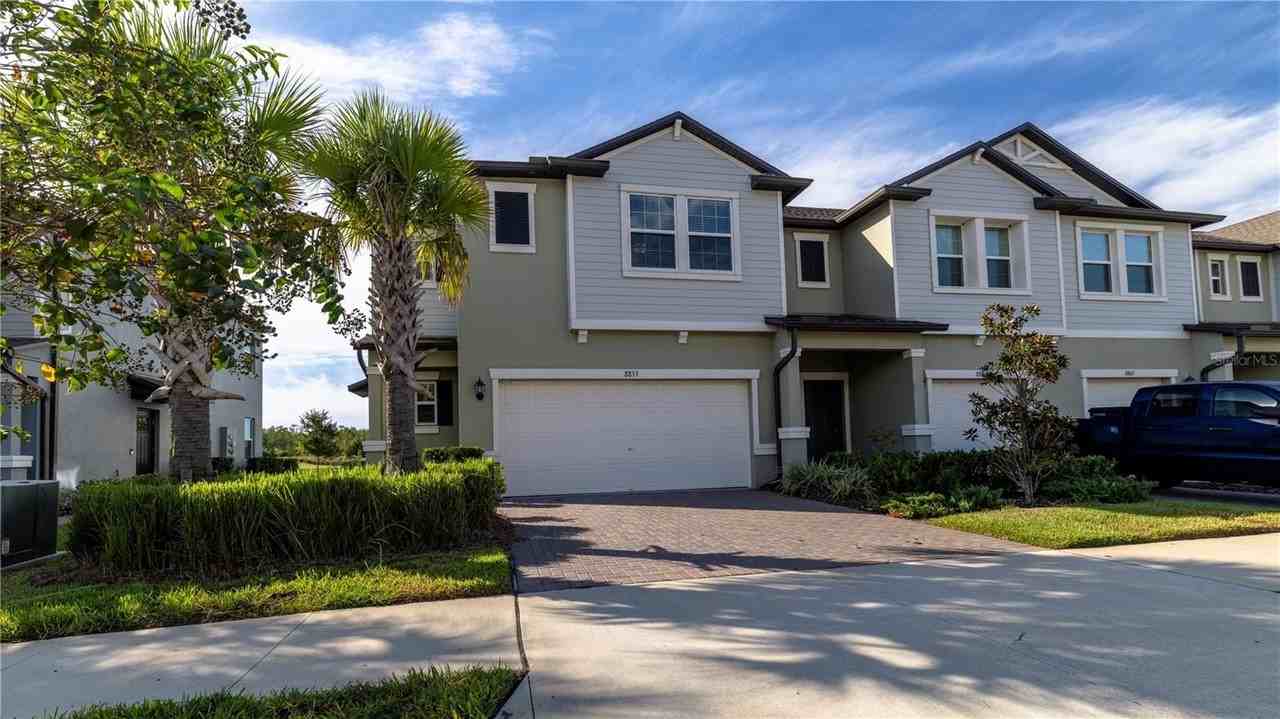 8853 Gallantree Pl - Photo 3 of 25