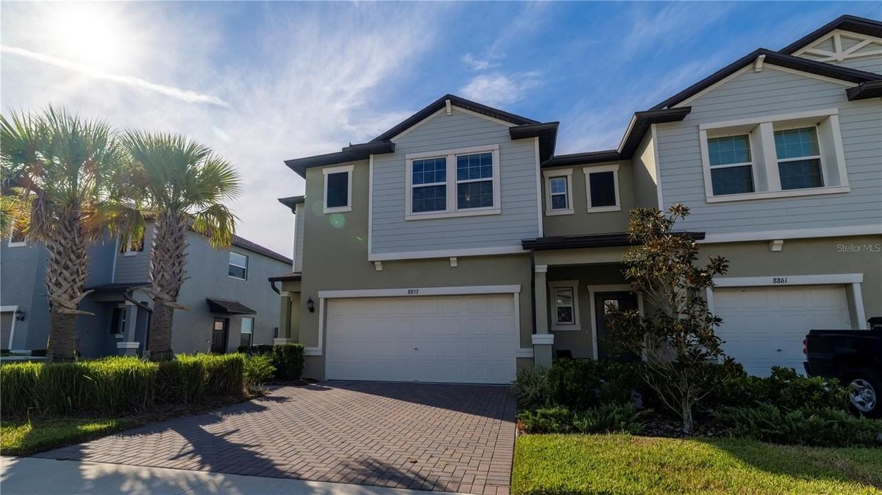 8853 Gallantree Pl - Photo 4 of 25