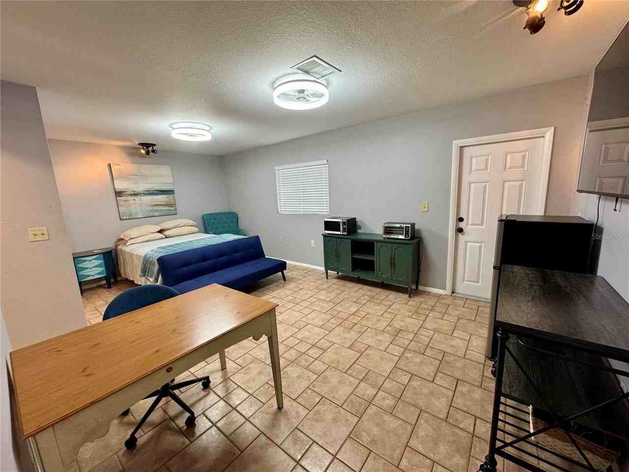12684 81st Ave #2 - Photo 3 of 10