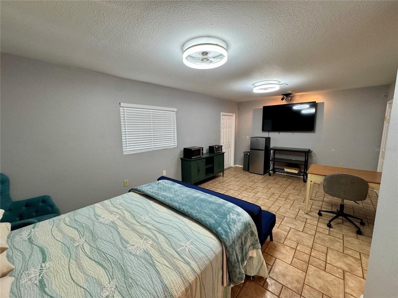 12684 81st Ave #2 - Photo 5 of 10