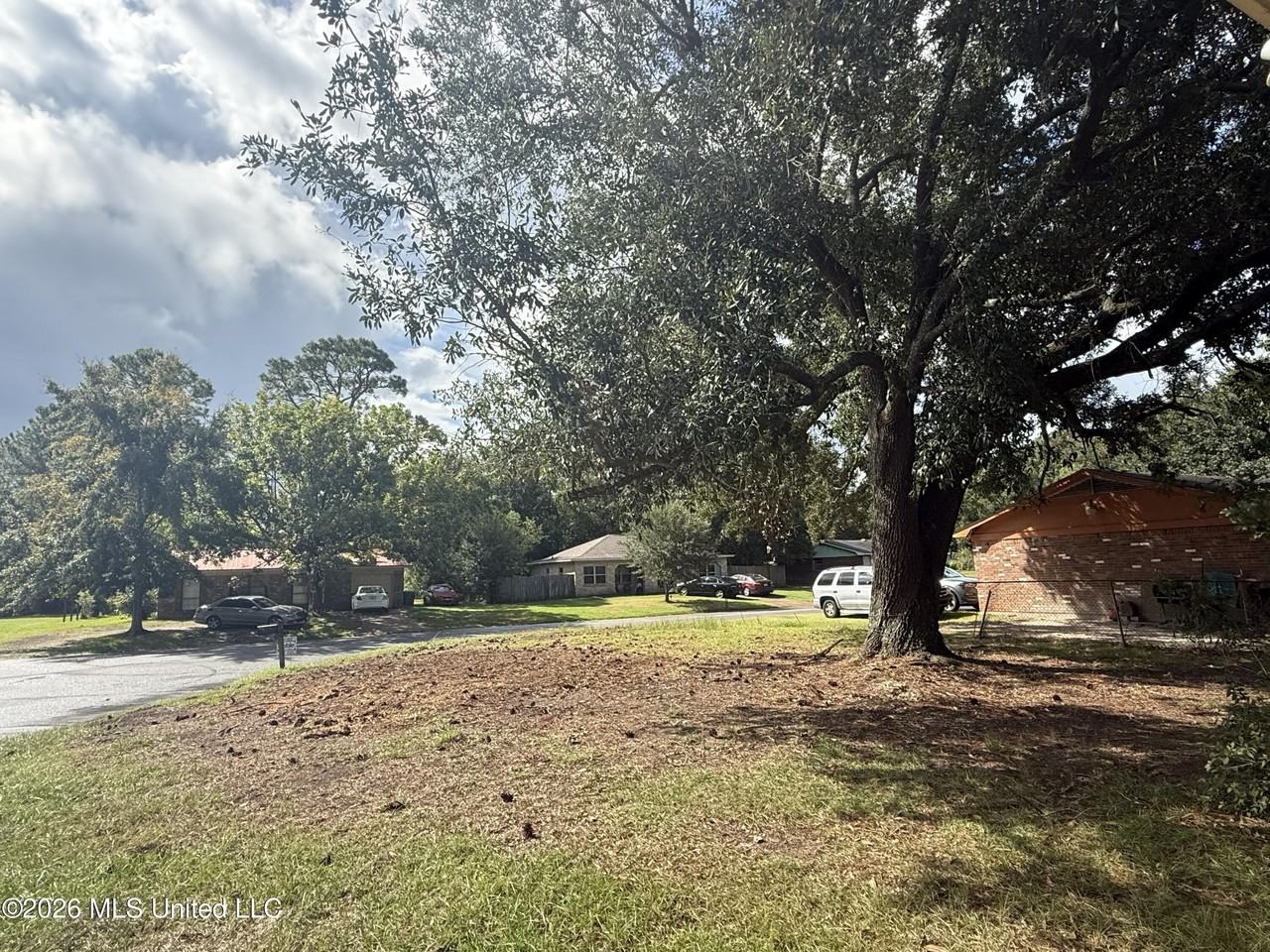 2008 Clemson Cir - Photo 2 of 27