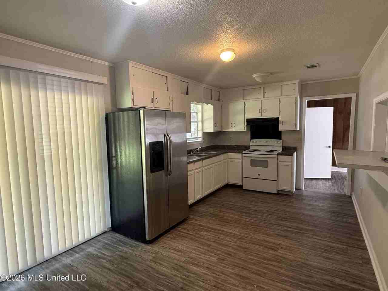 2008 Clemson Cir - Photo 4 of 27