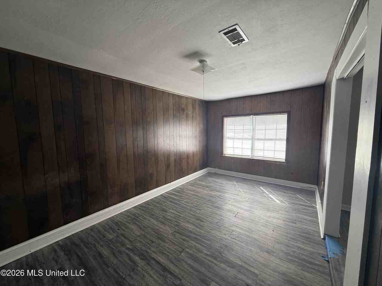 2008 Clemson Cir - Photo 5 of 27