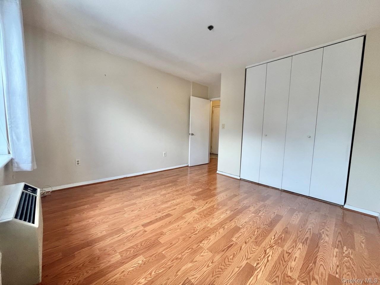 400 Mount Pleasant Ave #3E - Photo 5 of 16
