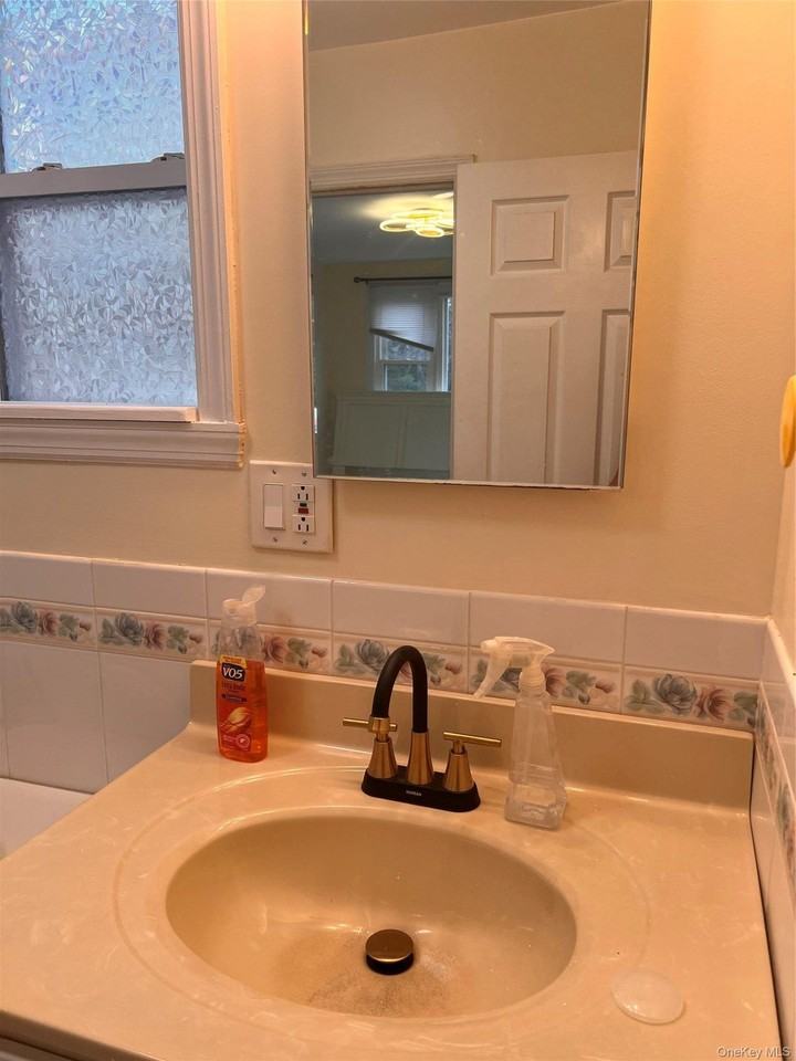 3085 Bevy Pl - Photo 7 of 13
