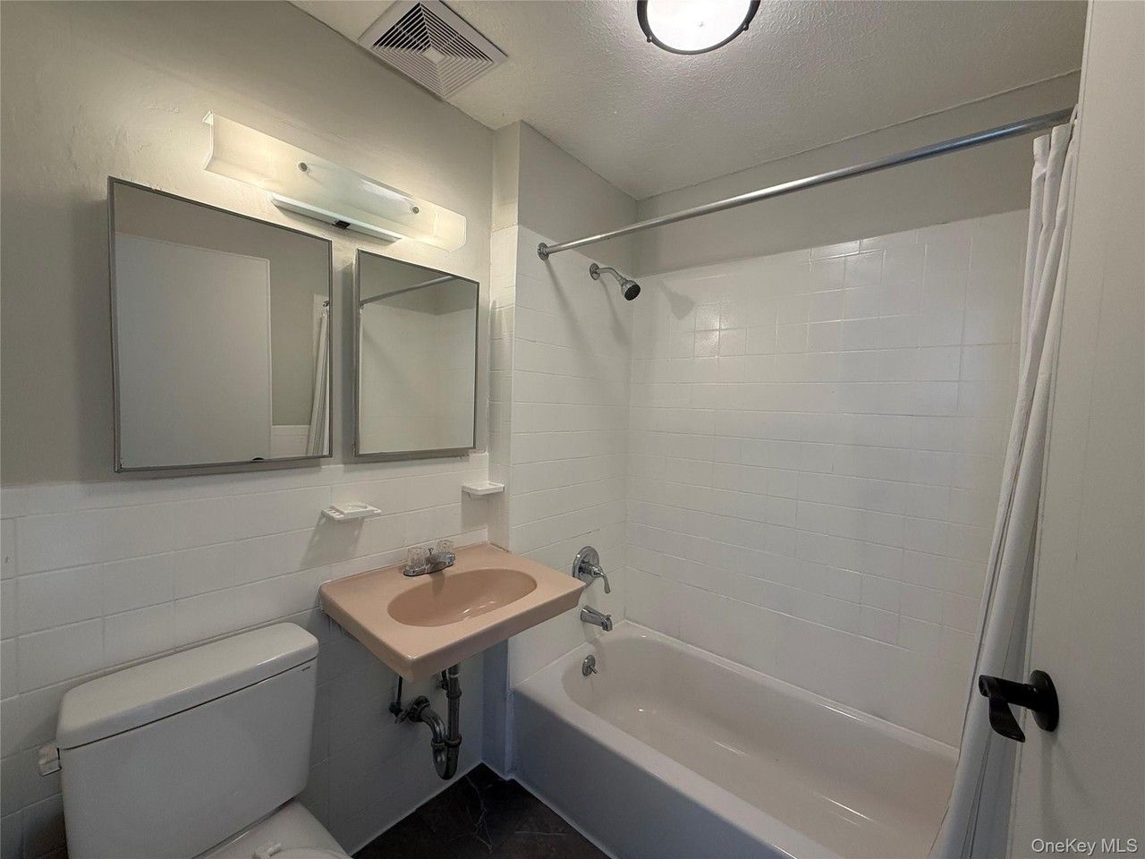 1 Birchwood Ave - Photo 7 of 7