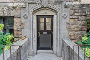 featured image of 232 Martine Ave #BDBC