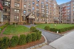 250 Martine Ave #2F - Photo 1 of 1