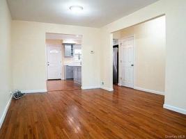 featured image of 1729 Nereid Ave #1