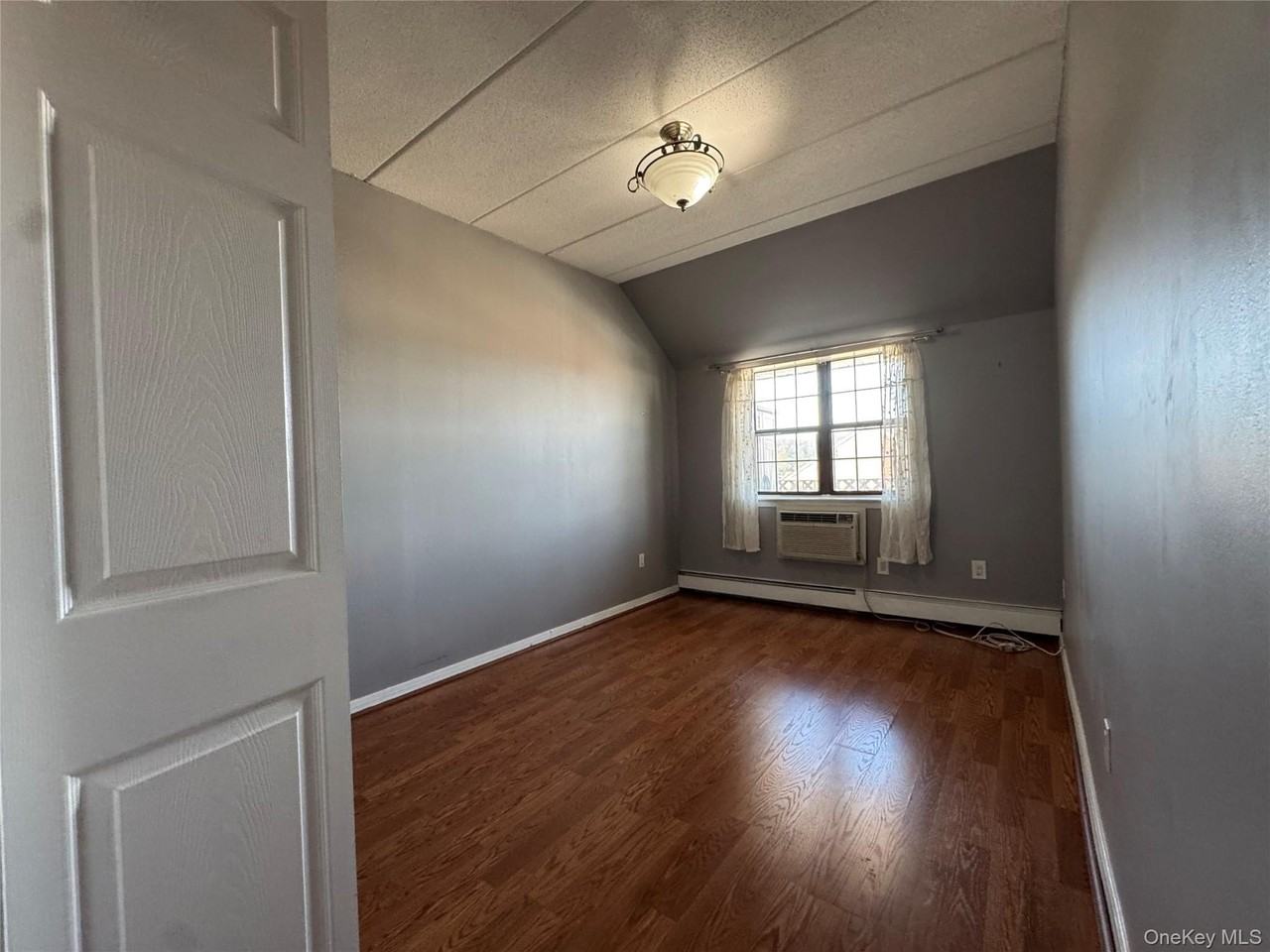 6517 242nd St #7E - Photo 4 of 12