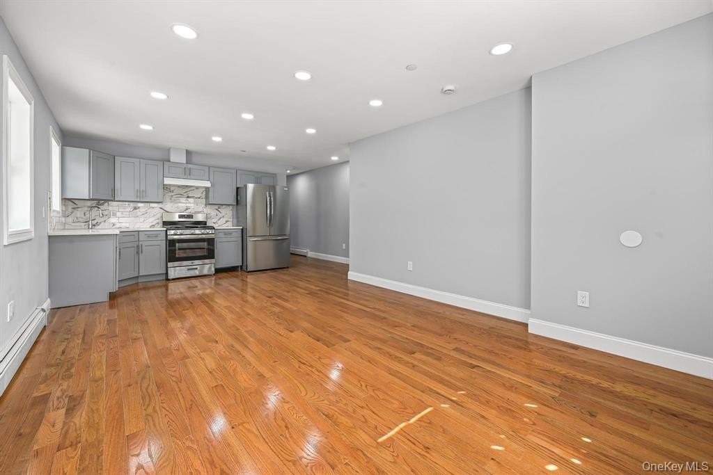 18821 118th Ave #1stFL - Photo 3 of 8
