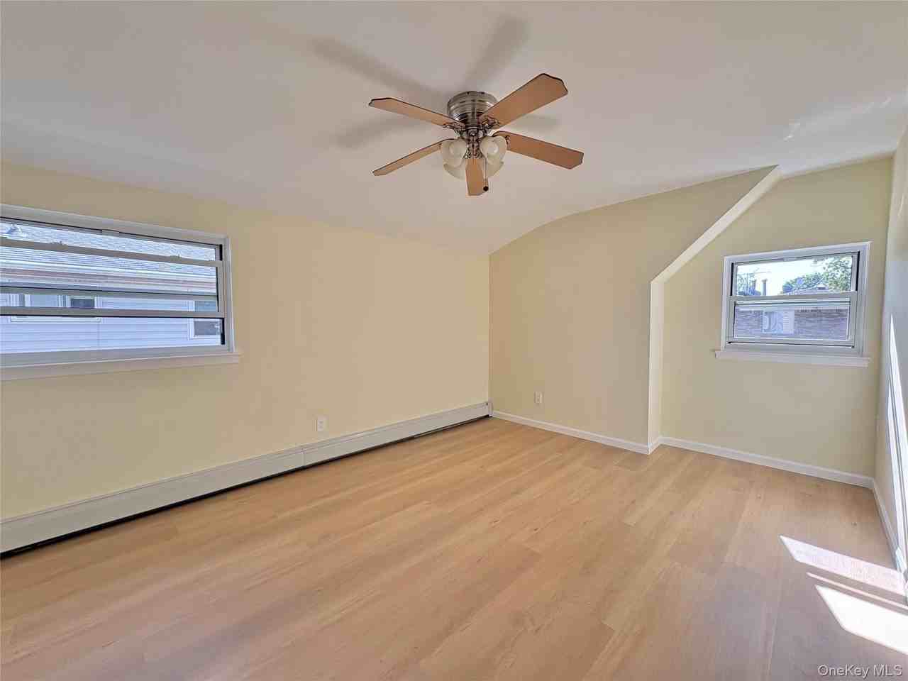 20650 46th Ave - Photo 4 of 8