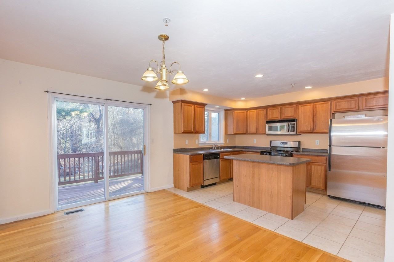 100 Nutting Rd #D1 - Photo 5 of 18