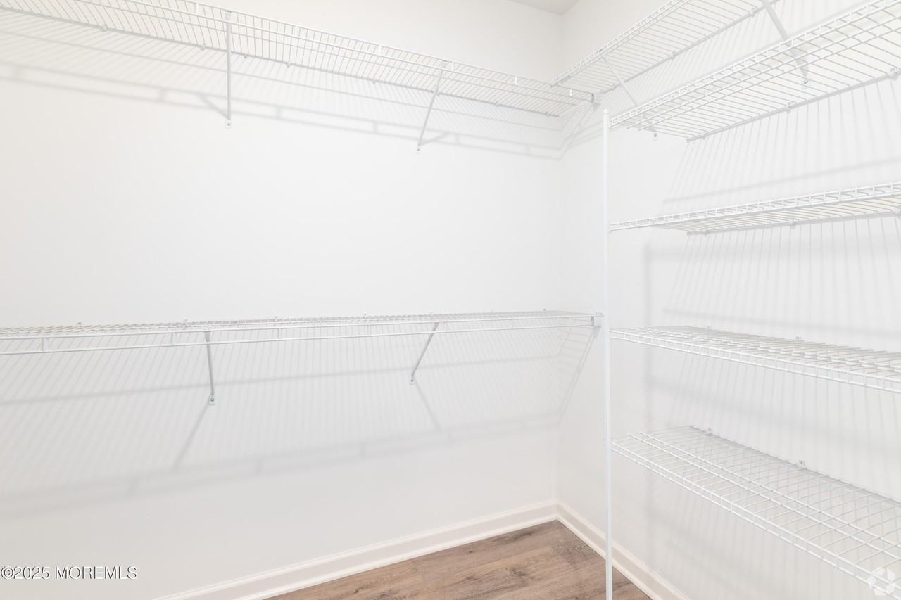 509 Memorial Dr - Photo 6 of 9