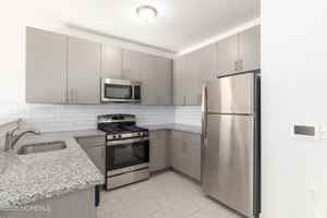 featured image of 509 Memorial Dr #409