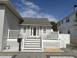 featured image of 114 Sampson Ave