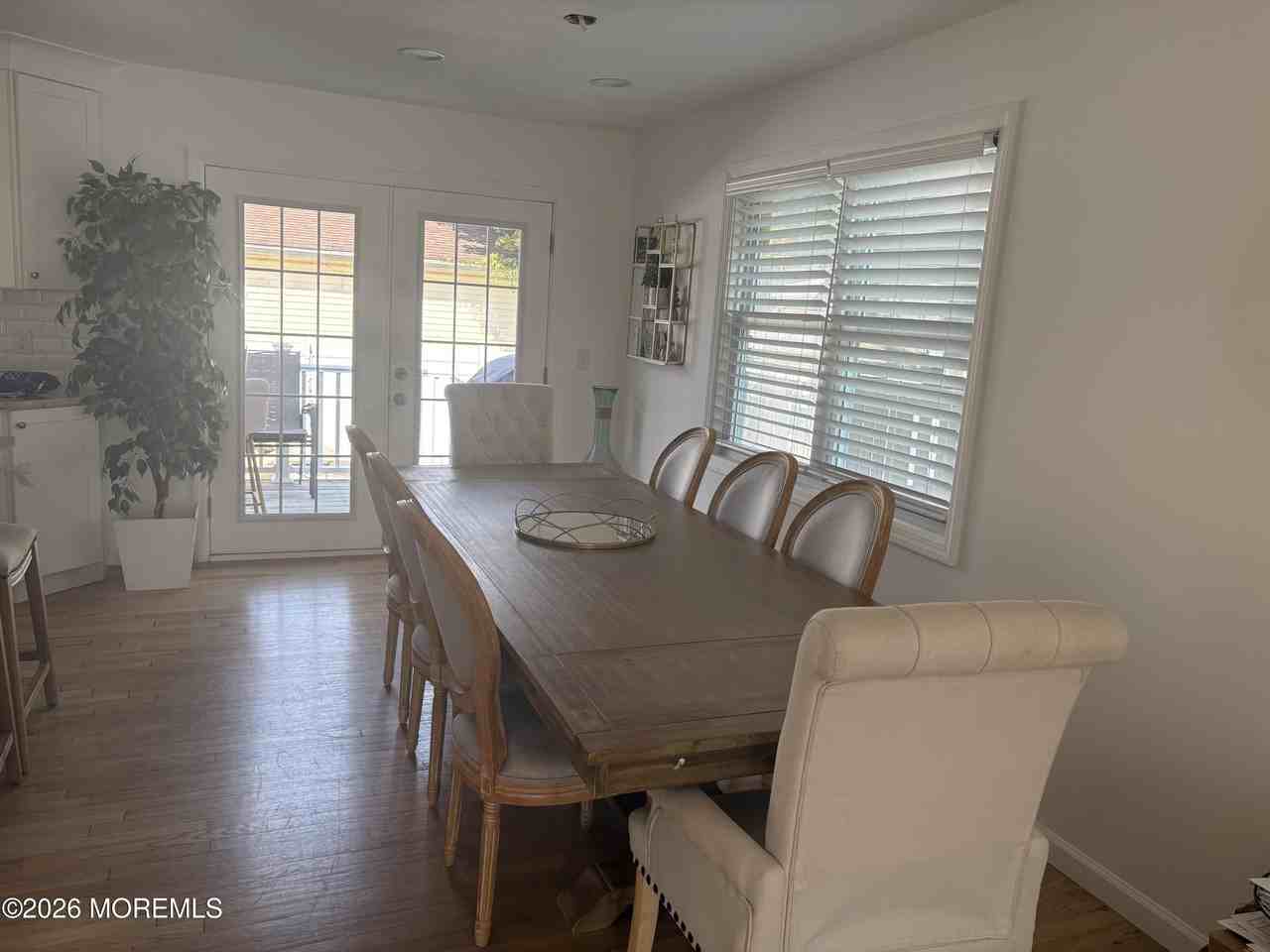 114 Sampson Ave - Photo 4 of 12