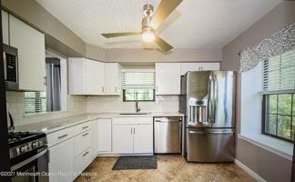 featured image of 24 Balmoral Ct