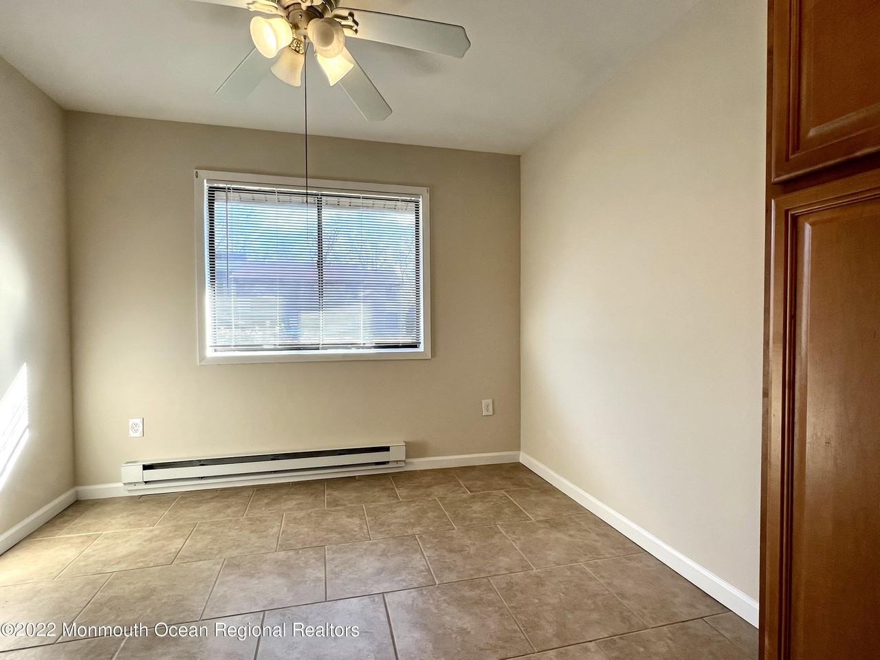 70 Overlook Way #D - Photo 4 of 19