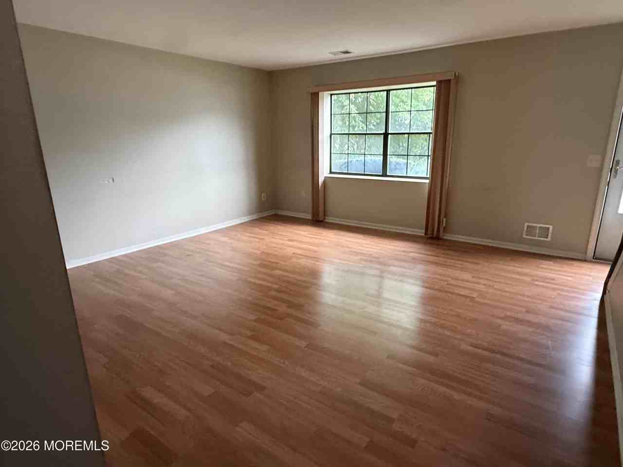 1114 Sawmill Rd #141 - Photo 4 of 8