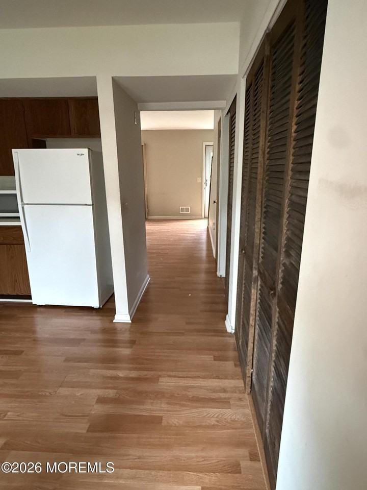 1114 Sawmill Rd #141 - Photo 6 of 8